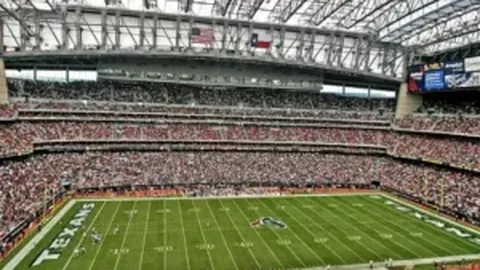 斯特拉斯堡教练看好巴黎，预测欧冠夺冠，赞其为欧洲最佳